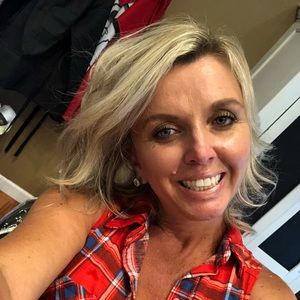 Meet your Posher, Kenra